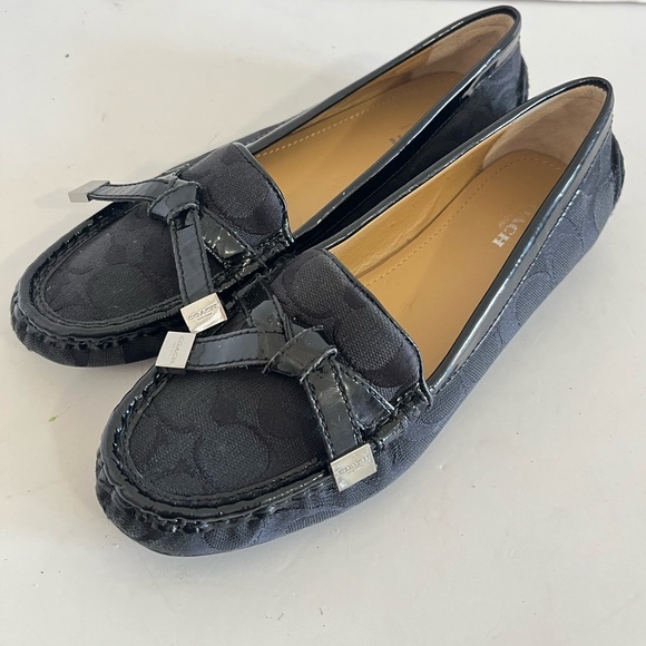 Coach Frida Black signature Logo tassels Loafer Size 7.5B - Picture 1 of 11